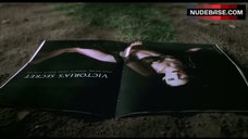 1. Lara Flynn Boyle in Sexy Black Lingerie – Men In Black Ii