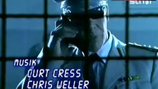 1. Saskia Valencia Bare Tits – Helicops - Einsatz Uber Berlin