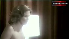 7. Barbara Rey Lesbian Scene – La Muerte Ronda A Monica