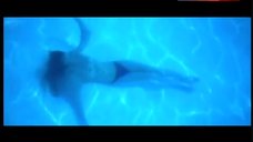 5. Ludivine Sagnier Topless under Water – Une Aventure