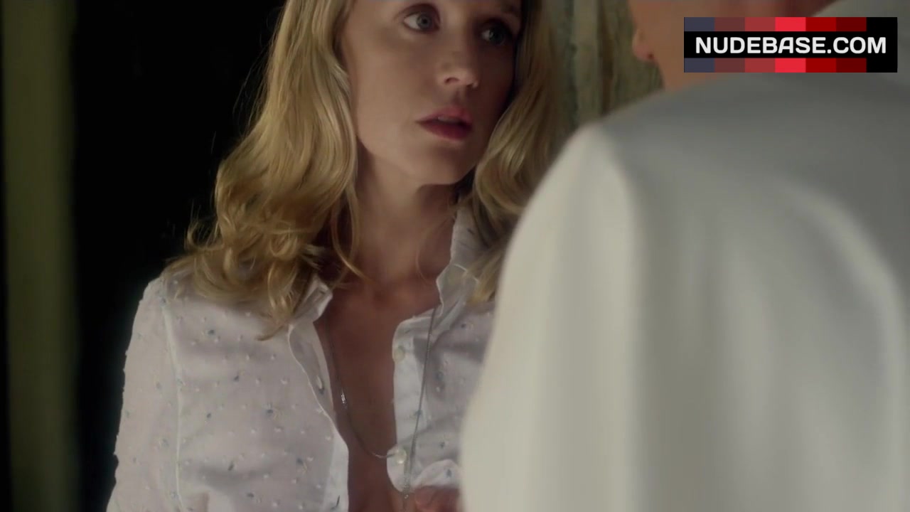 Ludivine Sagnier Hot Scene – The Young Pope (0:59) | NudeBase.com