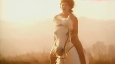 8. Lisa Comshaw Topless Horse Ridind – The Killer Inside