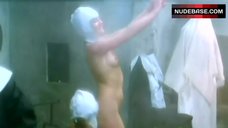 10. Jessica Moore Nude in Sauna – La Monaca Del Peccato