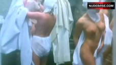 6. Jessica Moore Nude in Sauna – La Monaca Del Peccato
