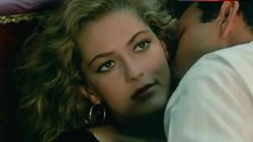 10. Jessica Moore Pussy Scene – Top Model