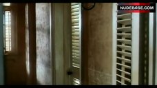 1. Lena Oin in Bathtub – Havana