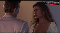 9. Carre Otis Shows Nude Boobs – Wild Orchid
