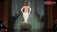 3. Beverly Powers Striptease Scene – Breakfast At Tiffany'S