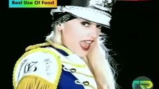 6. Gwen Stefani Hot – Hollaback Girl