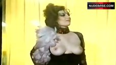 2. Silvia Aguilar Shows Tits  – Pero No Vas A Cambiar Nunca, Margarita?