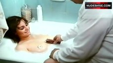 4. Silvia Aguilar Nude Nipples – Pero No Vas A Cambiar Nunca, Margarita?