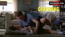 10. Lauren Lapkus Boobs Flash – Crashing