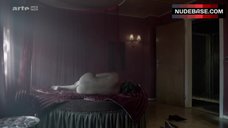 10. Narges Rashidi Interrupted Sex – Happy Lambs