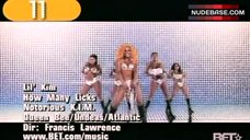 10. Lil' Kim Intimate Scene – How Many Licks