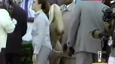 10. Lil' Kim in Sexy Outfit – Celebrities Uncensored