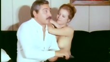 6. Daniela Doria Shows Tits and Hairy Bush – Il Ginecologo Della Mutua