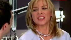 1. Kim Cattrall Flashes Breasts – Sex And The City