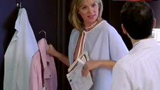 7. Kim Cattrall Flashes Breasts – Sex And The City
