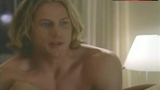 7. Kim Cattrall Shows Naked Breasts – Sex And The City