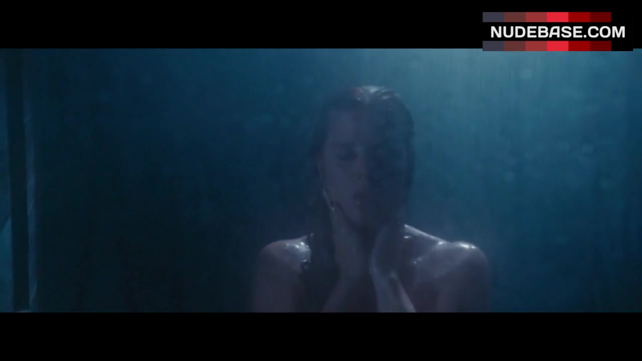 Amy Adams Shower Scene – Nocturnal Animals (0:54) | NudeBase.com