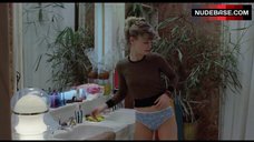 Julie Christie Shows Panties – Don'T Look Now