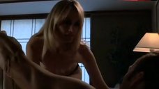 5. Amber Valletta Shows Nude Boobs – The Last Time