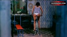 6. Pamela Prati Naked Butt and Boobs – La Moglie In Bianco... L'Amante Al Pepe