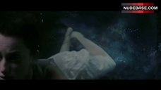 10. Penelope Cruz Nipples – Woman On Top