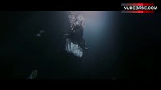 4. Penelope Cruz Nipples – Woman On Top