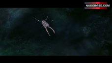 5. Penelope Cruz Nipples – Woman On Top