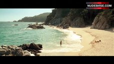 1. Penelope Cruz in Bikini Scene – Sahara