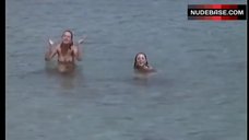 8. Anja Schute Full Naked on Beach – Premiers Desirs