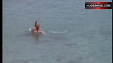 9. Anja Schute Full Naked on Beach – Premiers Desirs