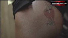Tangie Ambrose Shows Tatto on Ass – Ringmaster