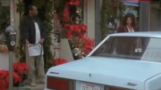 6. Julia Louis-Dreyfus Hot Scene – Seinfeld