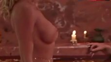 3. Wendi Winburn Nude in Hot Tub – Amazons And Gladiators