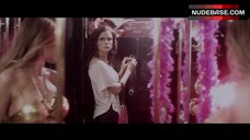 3. Sexy Carmen Electra in Locker Room – Lap Dance