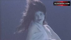 9. Maria Aura Shows Tits – Amar