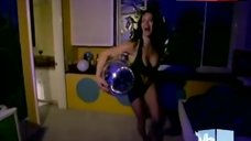 1. Chyna Bikini Scene – The Surreal Life