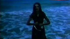 1. Veronica Miriel Topless on Beach – Juventud Sin Freno