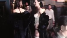 9. Tamara Olson in Sexy Underwear – Fashionably L.A.