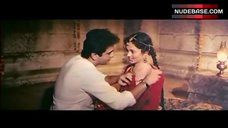 2. Mandakini Sexy Scene – Ram Teri Ganga Maili