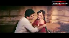 4. Mandakini Sexy Scene – Ram Teri Ganga Maili