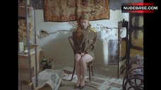 10. Amaliya Mordvinova Posing Nude – Dreams