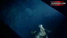 4. Melanie Griffith Shows Breasts and Ass – Night Moves