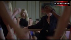 6. Daryl Hannah Sexy Scene – The Pope Of Greenwich Village