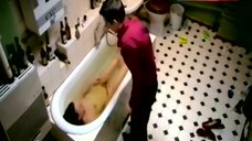 10. Maria Simon Lying Naked in Bathtub – Erste Ehe