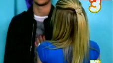 5. Avril Lavigne Hot Scene – Avril Lavigne: Girlfriend