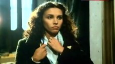 1. Ana Belen Shows Pokies – La Colmena