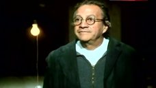 4. Ana Belen Shows Pokies – La Colmena